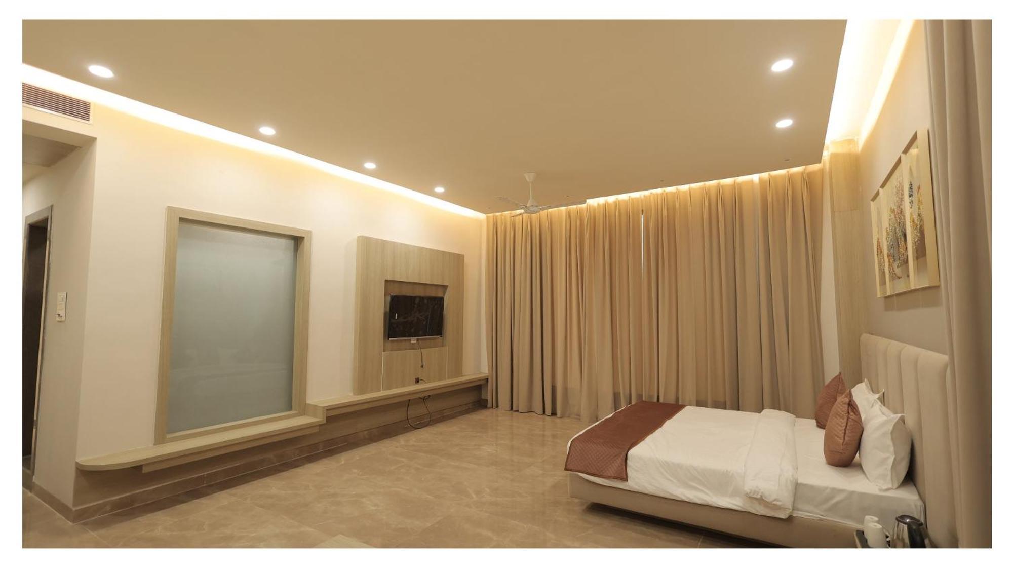 The Riverside Inn Vidisha Ngoại thất bức ảnh